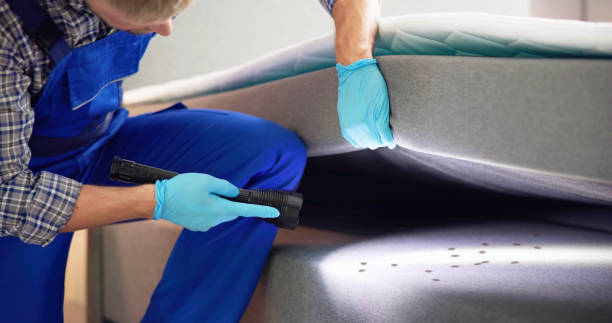 Best Pest Prevention Services  in Waterman, IL